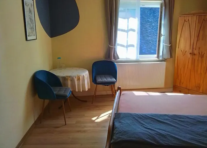 Refugium Thanatcha בית אירוח רייל